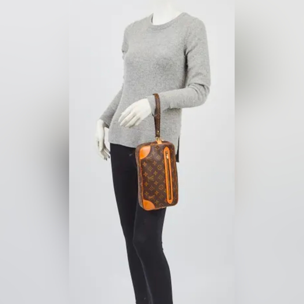 🔥 LV Marly Dragonne Wristlet 🔥 - Picture 14 of 15